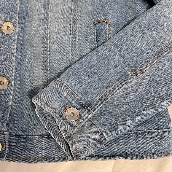 Ci Sono Distressed Denim Jacket - Picture 5 of 6